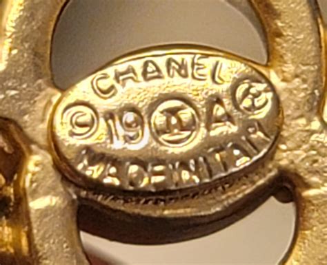 chanel ring fake